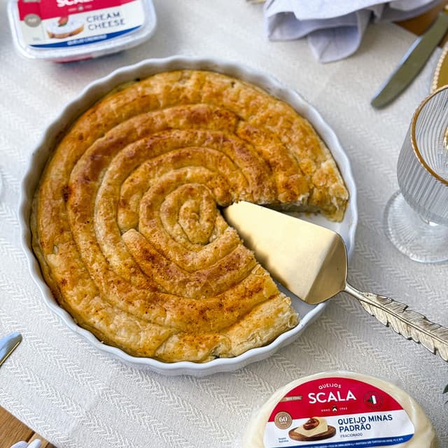 Bureka com Cream Cheese e Queijo Minas Padrão Scala