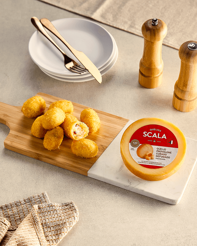 Rolinho de Provolone Scala com Bacon